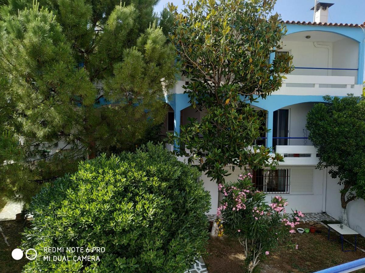 Muses Apartments Eretria  Bagian luar foto