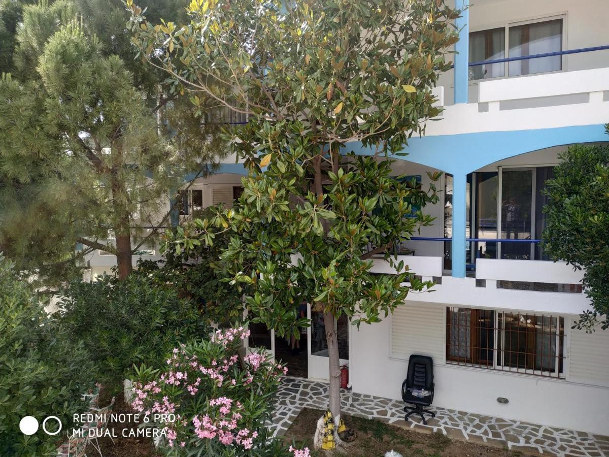 Muses Apartments Eretria  Bagian luar foto