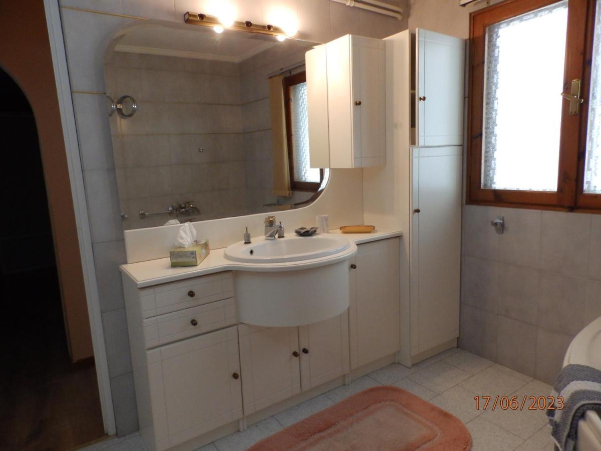 Muses Apartments Eretria  Bagian luar foto